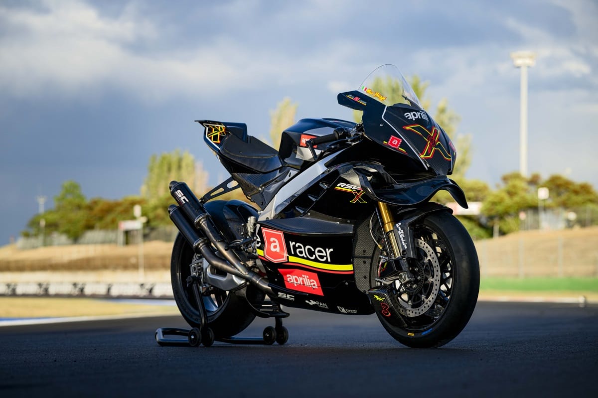 Agarre-se bem: Aprilia apresentou a única e exclusiva RSV4 X ex3ma