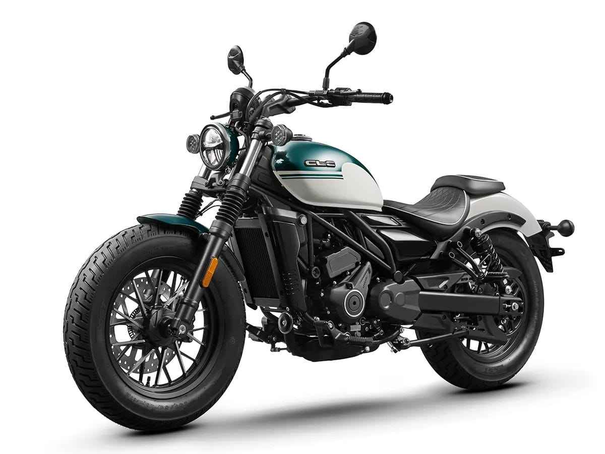 CFMOTO lança nova cruiser no Japão, que pode ser uma rival de peso para a Honda Rebel 250