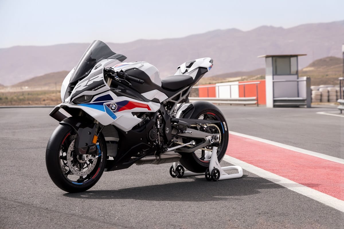 BMW «1000» chega a novos patamares: Eis as novas M 1000 RR, S 1000 RR, M 1000 R e S 1000 R