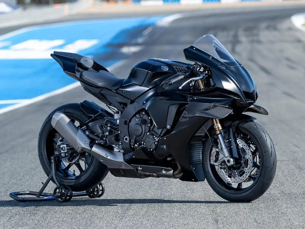 Arrancou a primeira fase de pré-encomendas para nova YZF-R1 de competição