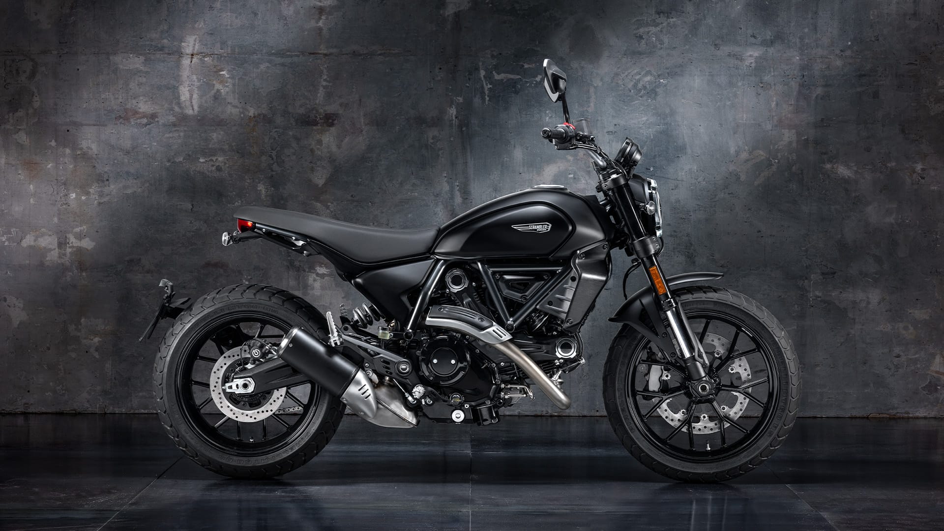 Ducati Scrambler Icon Dark: Minimalismo na sua essência mas carregada de novidades