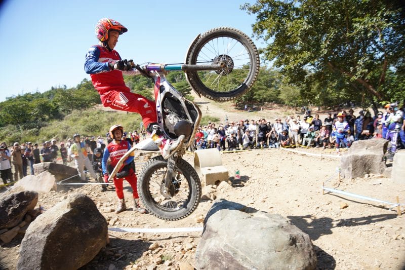 Honda brilha em competição de Trial no Japão e logo na estreia de moto elétrica