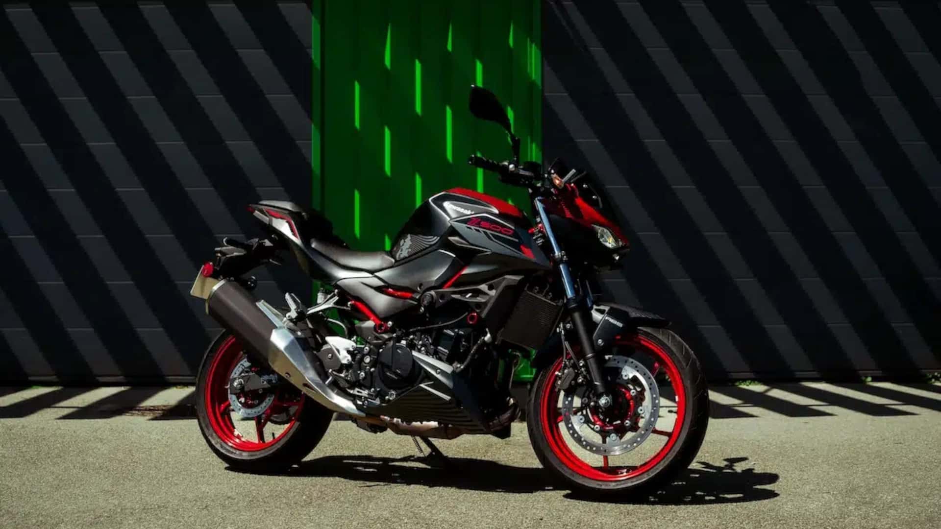 Kawasaki Z500 édition Sugomi : Une touche d'agressivité pour le marché ...